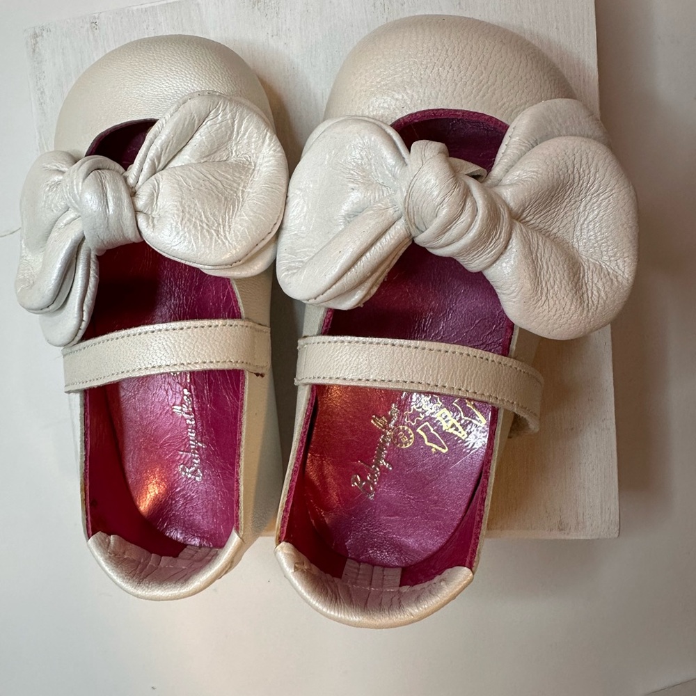 Toddler girls shoes with Bow